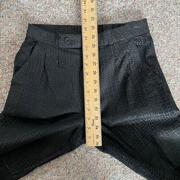 Vintage Berman’s Leather Pants Faux Alligator - Picture 7 of 8